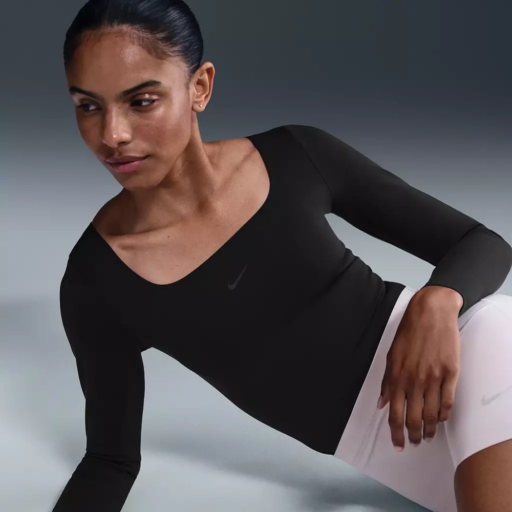 NWT Nike Form Long-Sleeve Bodysuit | Black | Size S